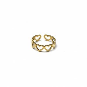 Mini hearts ring