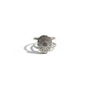 Daisy ring